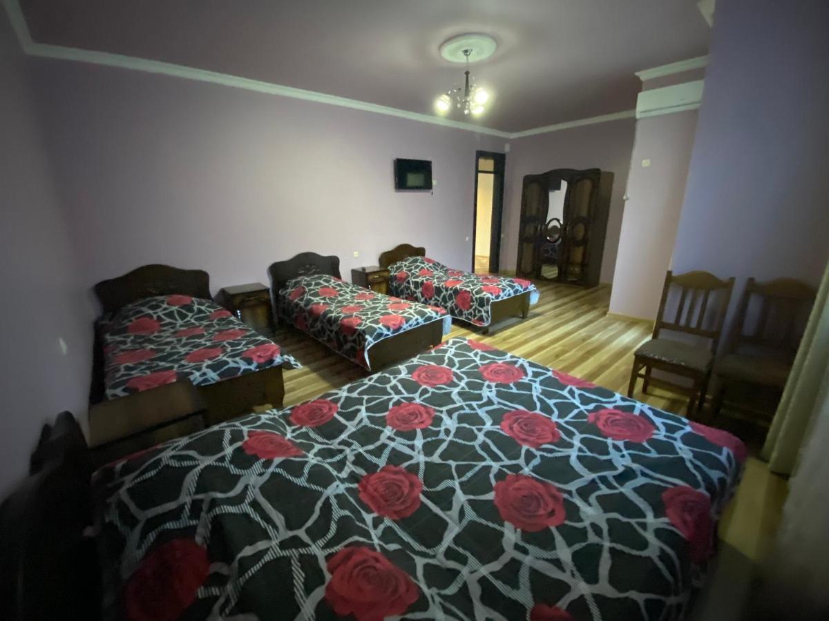Beliy Dom Hotel Kvariati Luaran gambar